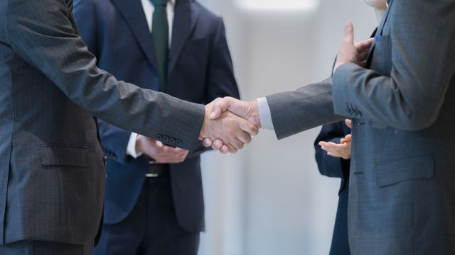 業務提携におけるポイントとは?全体像に加えて実施時のポイントも解説 | レバレジーズM&Aアドバイザリー